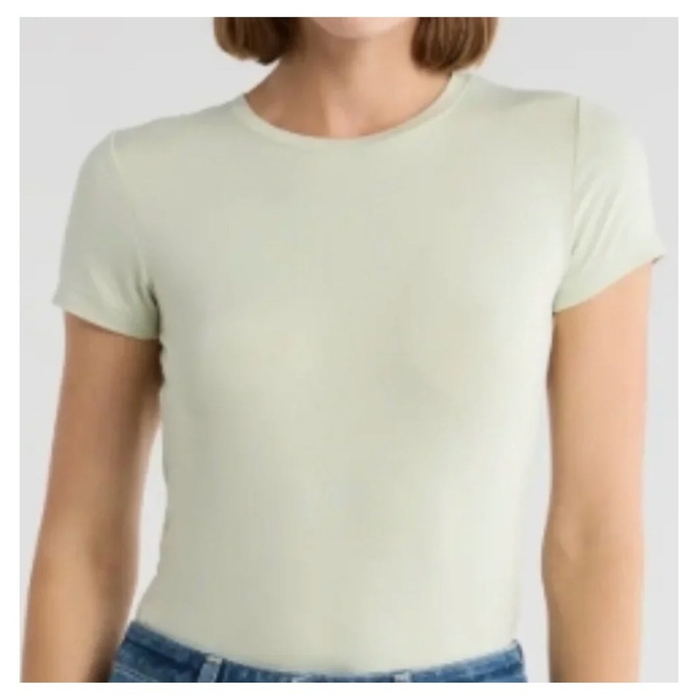 L'AGENCE Ressi Fitted Tee Light Moss Green Rayon Stretch Small
